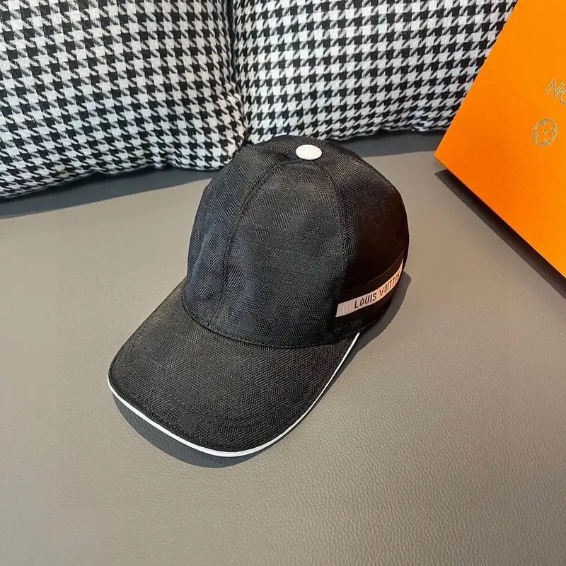 LV cap hm (9)